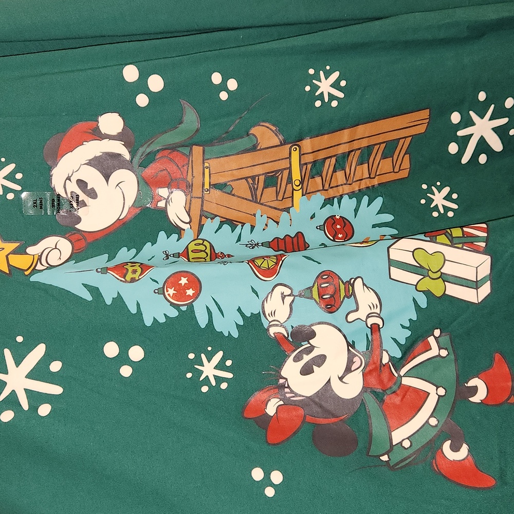 Disney☆Holiday Mickey Minnie Christmas Long Sleeve Shirt - Picture 4 of 6